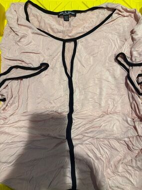 Cable & Gauge Blush Pink Top with Black Piping